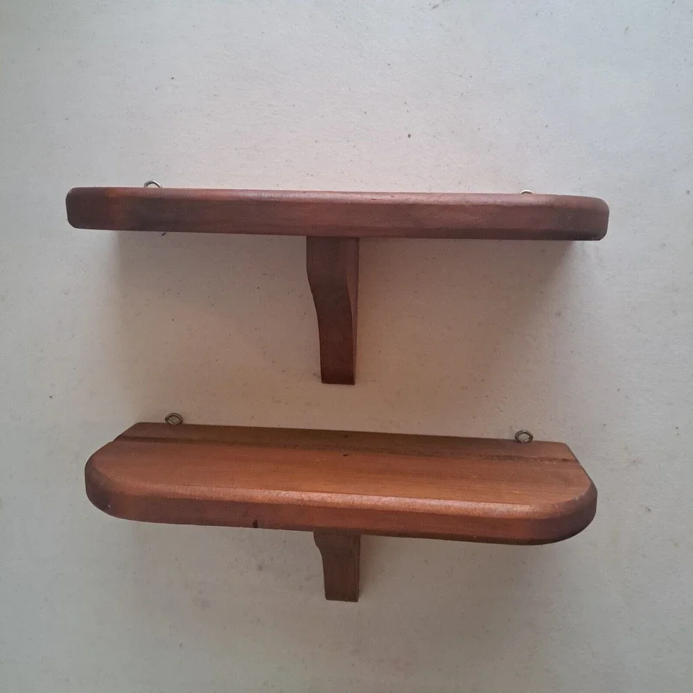 Country Cottage Farmhouse Wood Wall Mount Nick Knack Pair of shelves